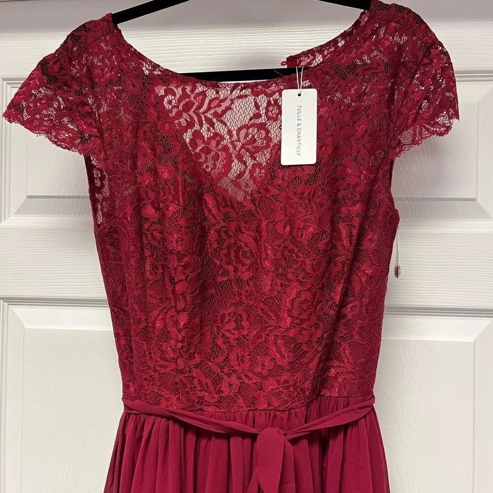 Tulle & Chantilly Wine Lace Bodice Button Back Bridesmaid Dress sz 10 NWT